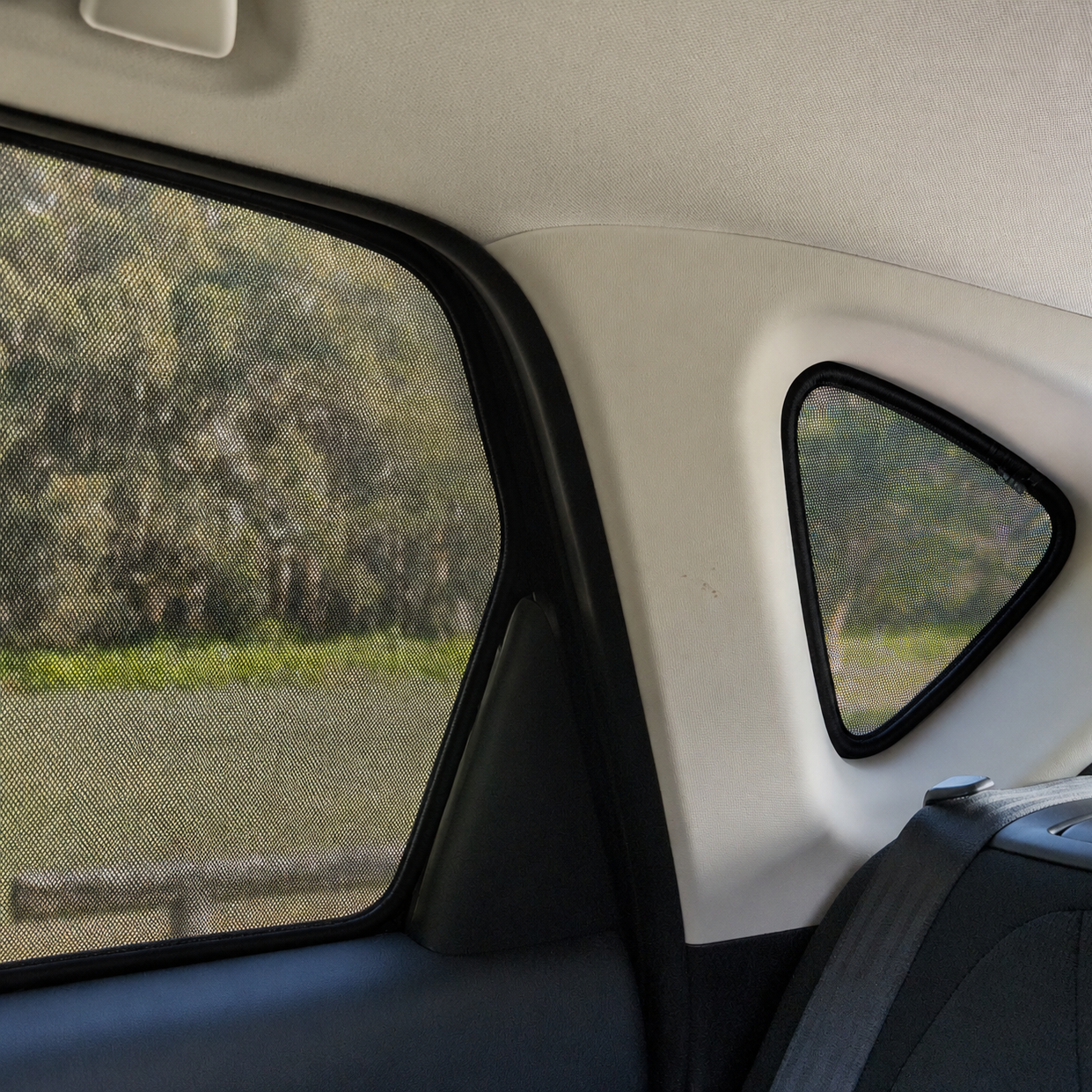 SKODA Karoq Car Window Shades